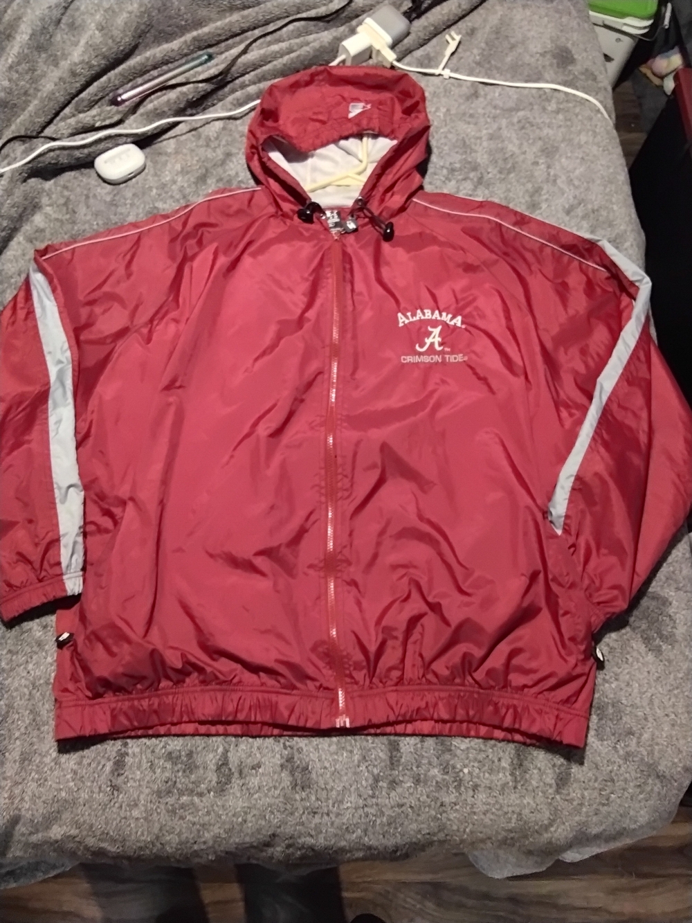STARTER Alabama Crimson Tide Red Hooded Windbreaker with Gray Trim